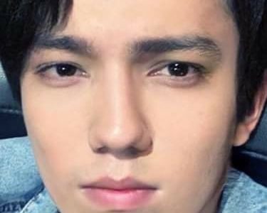 dimash　活発にインスタ更新　Couldn’t Leaveも発売中　dimash is actively updating Insta 　”Couldn’t Leave” is also on sale
